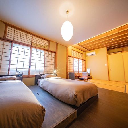 Bed and Breakfast Aibiya Яманути Экстерьер фото